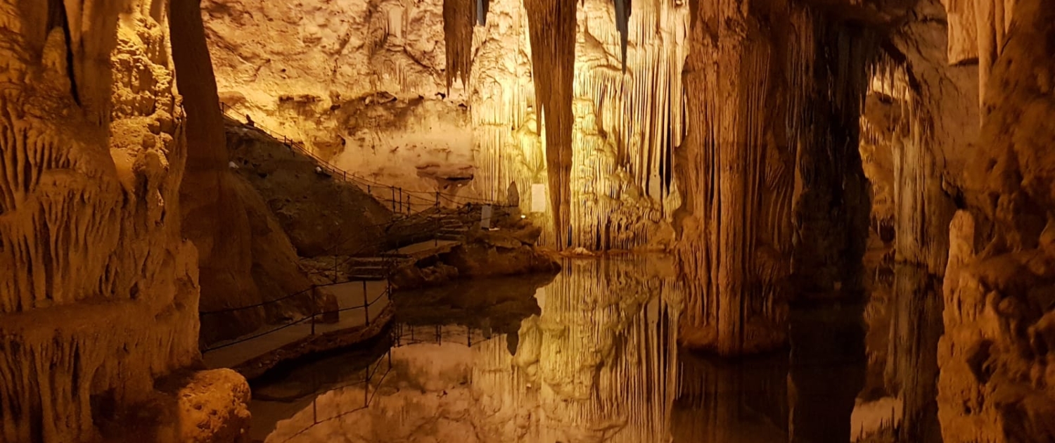 visit of the Neptuns cave